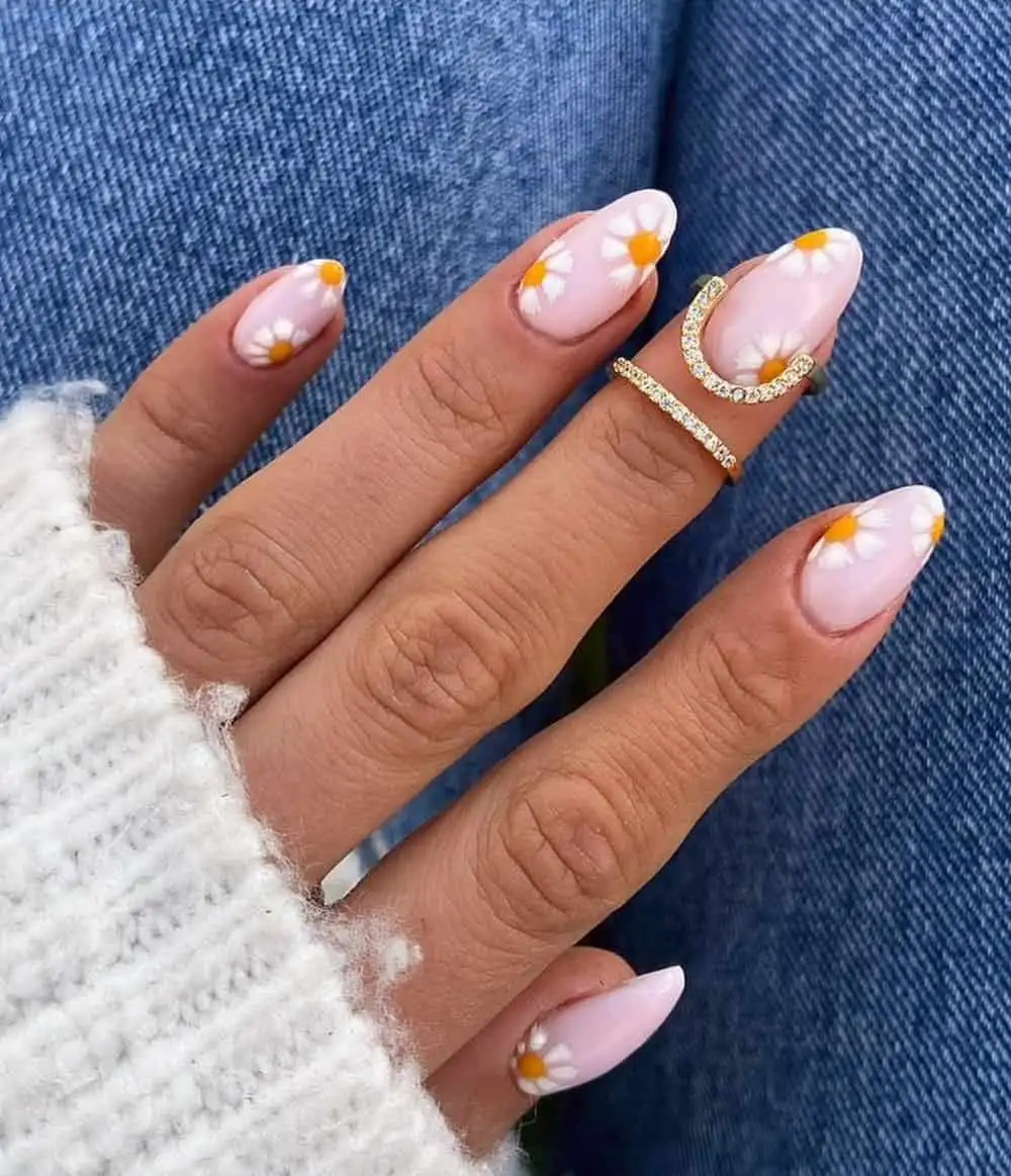 70's Nails: Groovy and Glamorous Nail Trends from the Disco Era