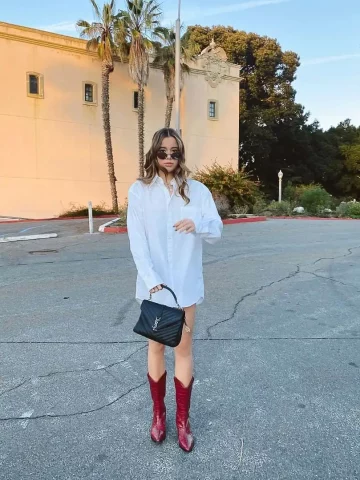 Red Boots Outfit 001