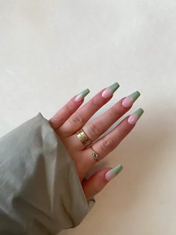 Sage Green Nails 001