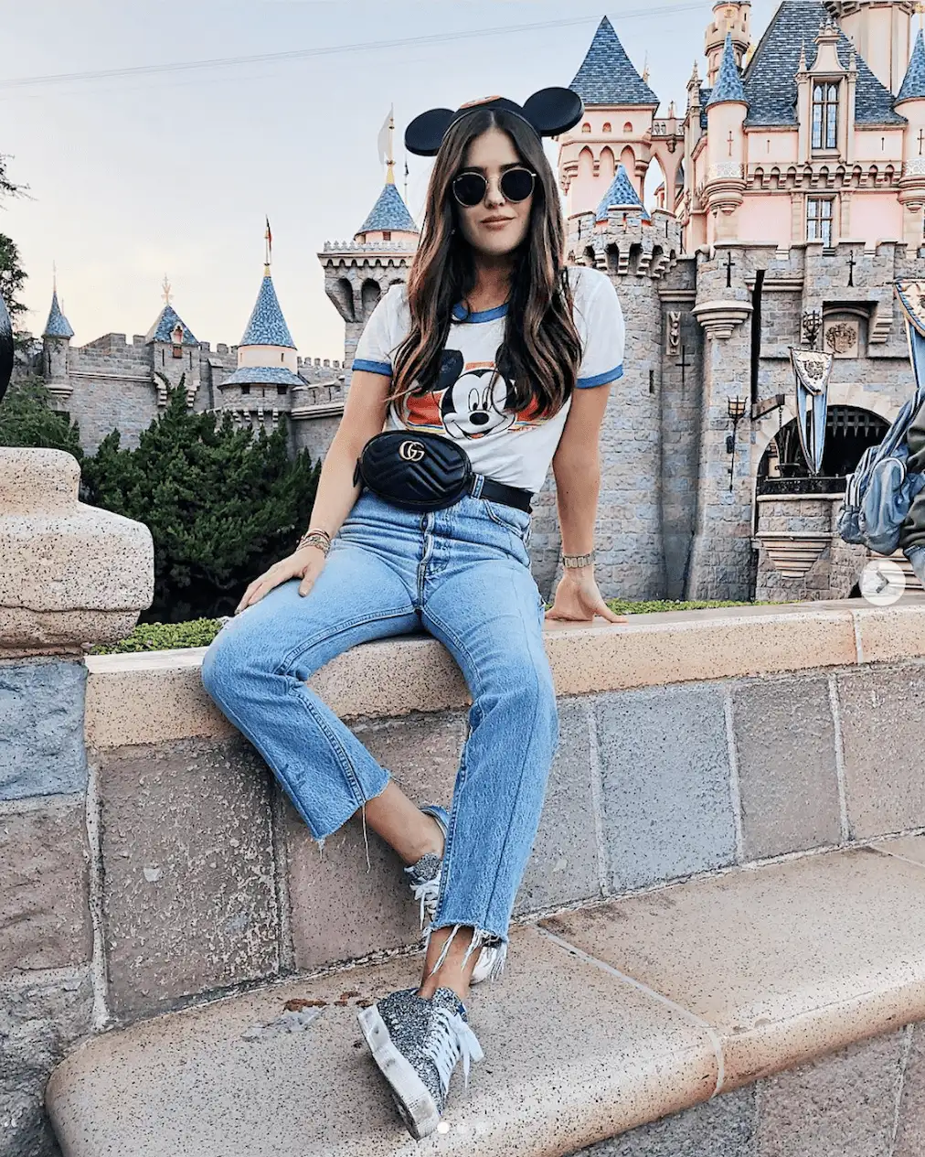What To Wear To Disney World: Easy Guide For Women