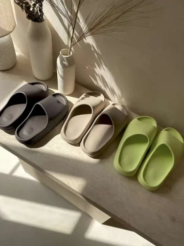 Yeezy Slides Dupe 001